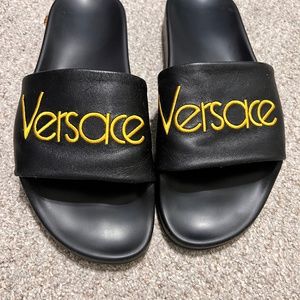 Versace slides